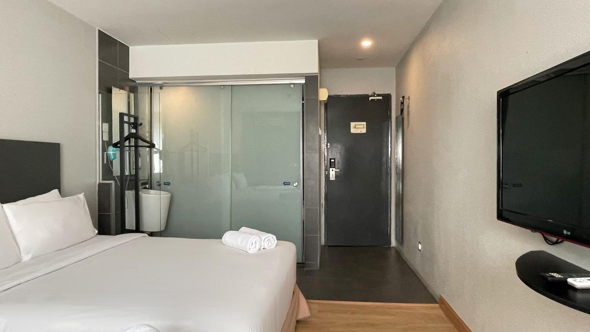The Leverage Business Hotel - Раванг Экстерьер фото