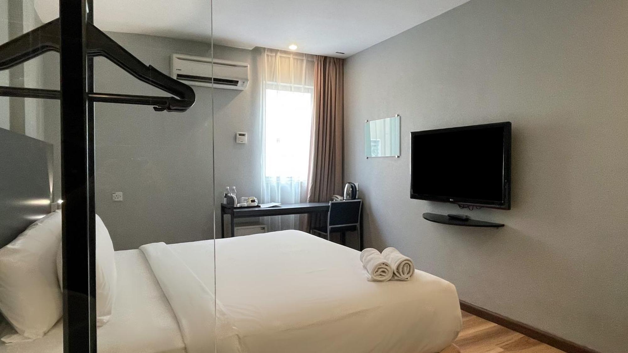 The Leverage Business Hotel - Раванг Экстерьер фото