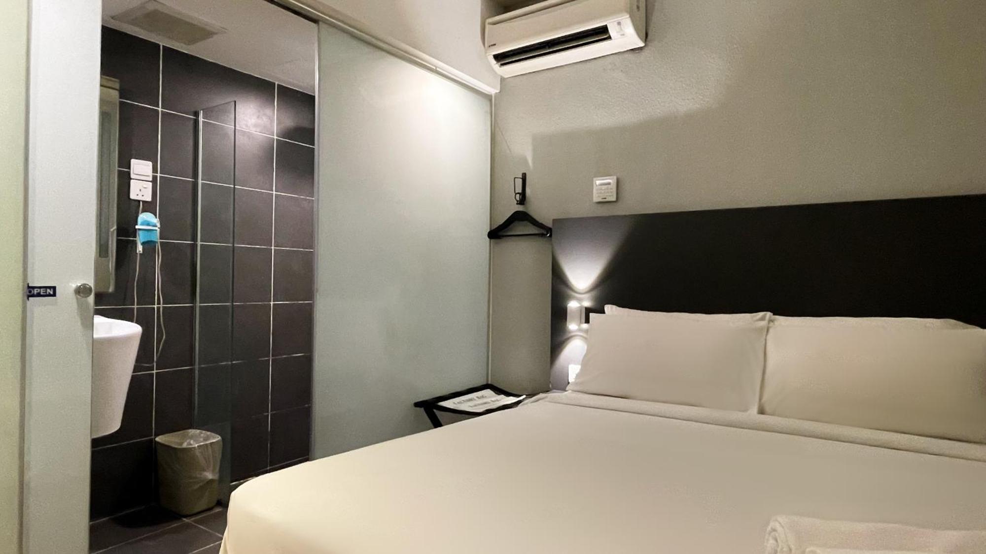 The Leverage Business Hotel - Раванг Экстерьер фото