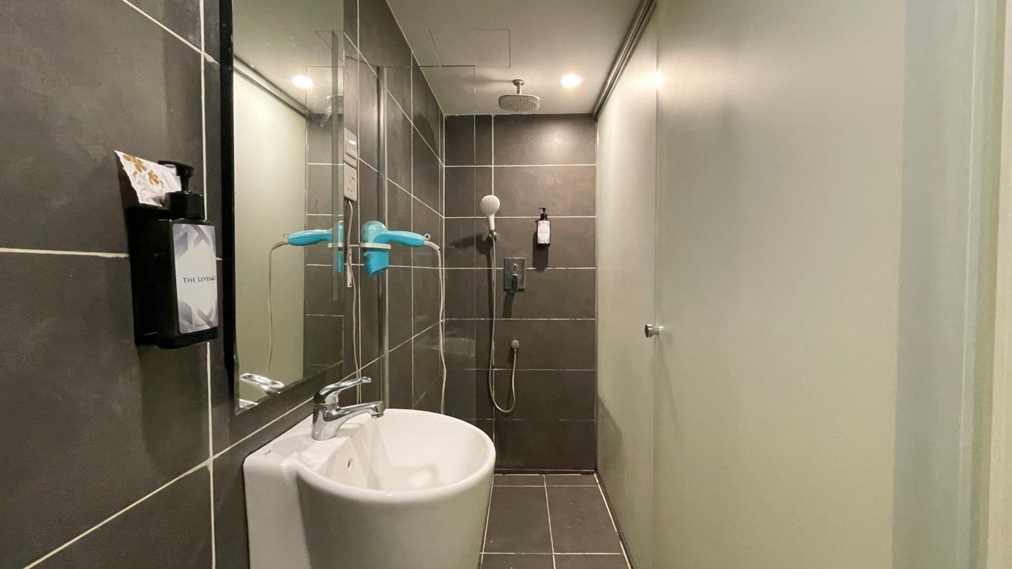 The Leverage Business Hotel - Раванг Экстерьер фото