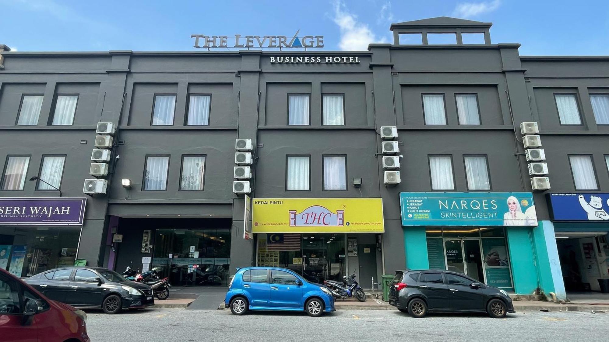 The Leverage Business Hotel - Раванг Экстерьер фото
