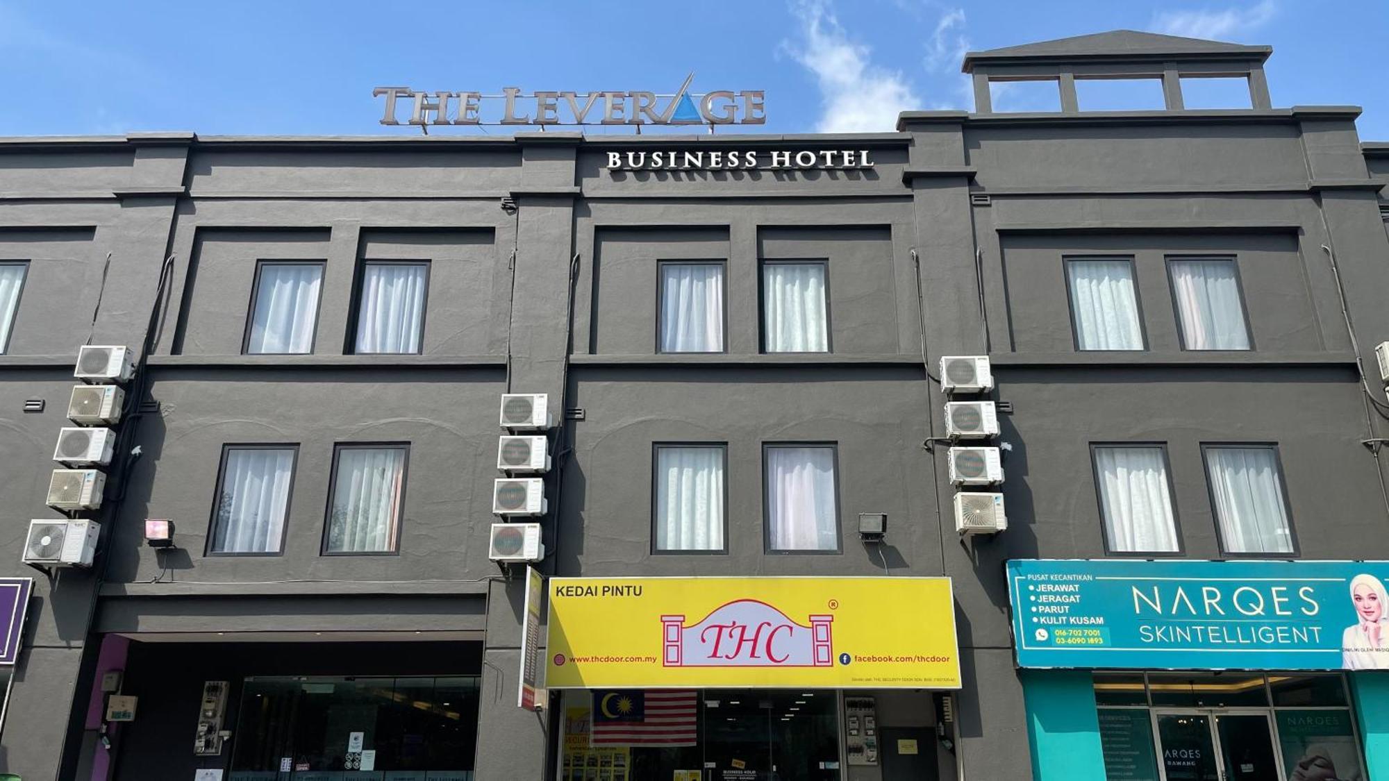 The Leverage Business Hotel - Раванг Экстерьер фото